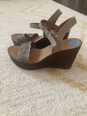 Mariella Leather Wedges